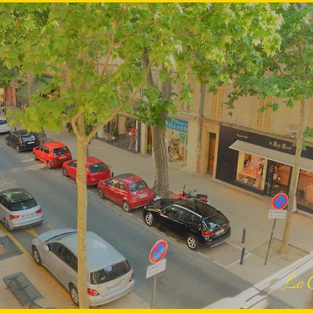 Le Craponne - Magnifique Appartement Cours Principal Plein Centre Avec Parking Salon-de-Provence Eksteriør bilde